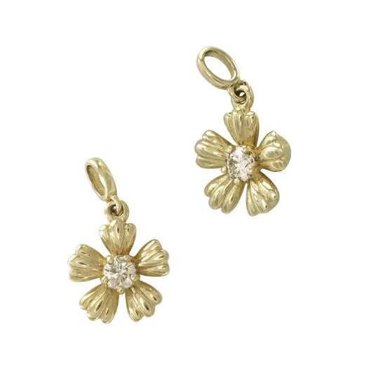 Flower Charm With Diamond Center norVoski